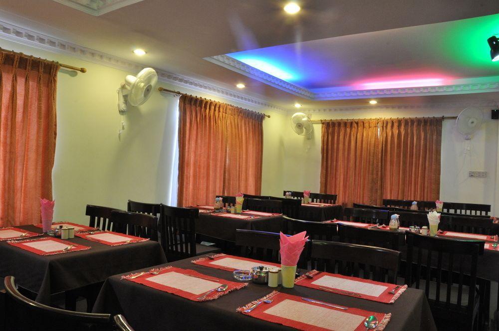 Hotel Lake Star Pokhara Luaran gambar