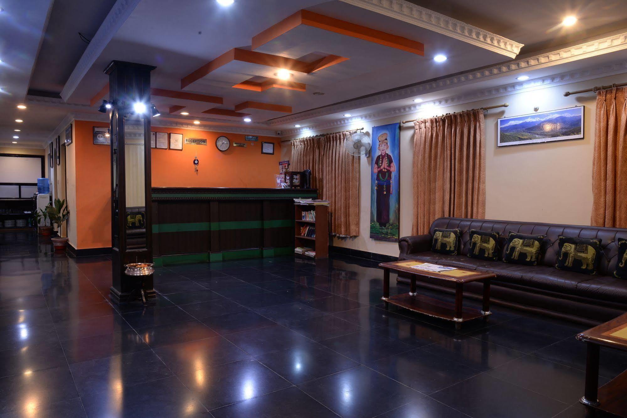 Hotel Lake Star Pokhara Luaran gambar