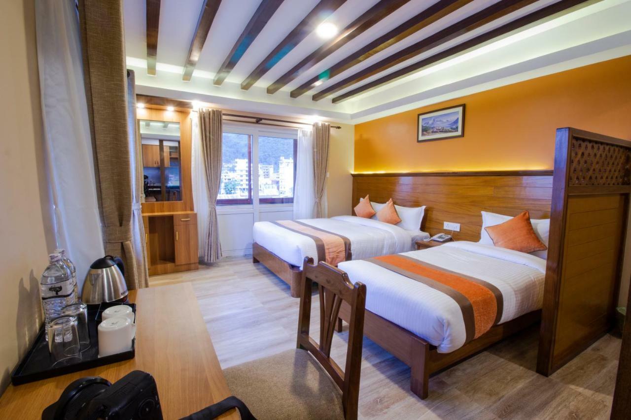 Hotel Lake Star Pokhara Luaran gambar