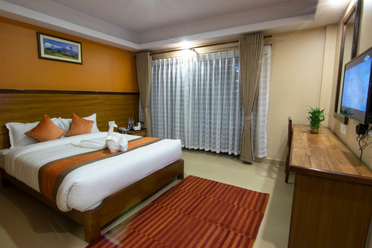 Hotel Lake Star Pokhara Luaran gambar