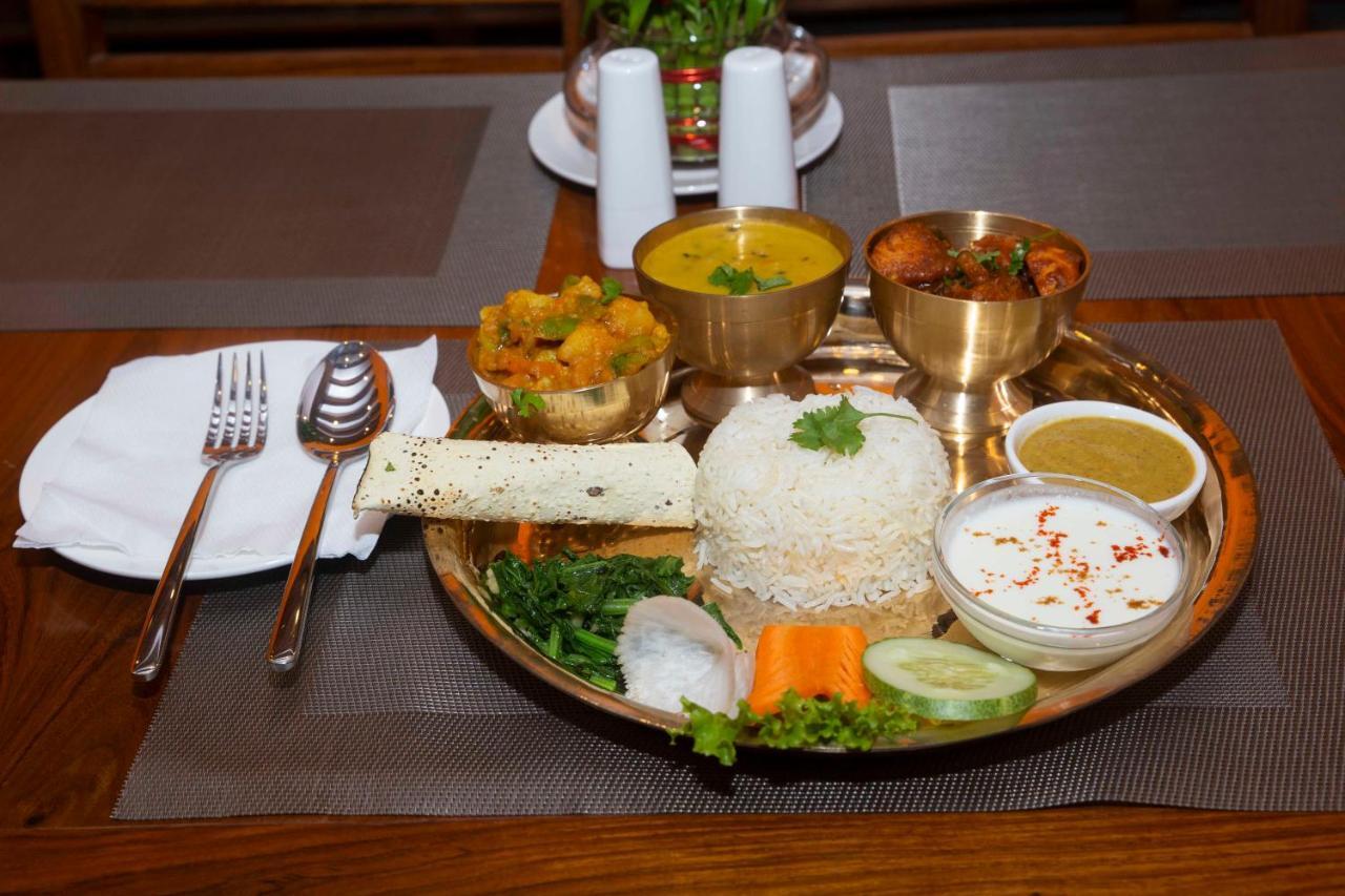 Hotel Lake Star Pokhara Luaran gambar